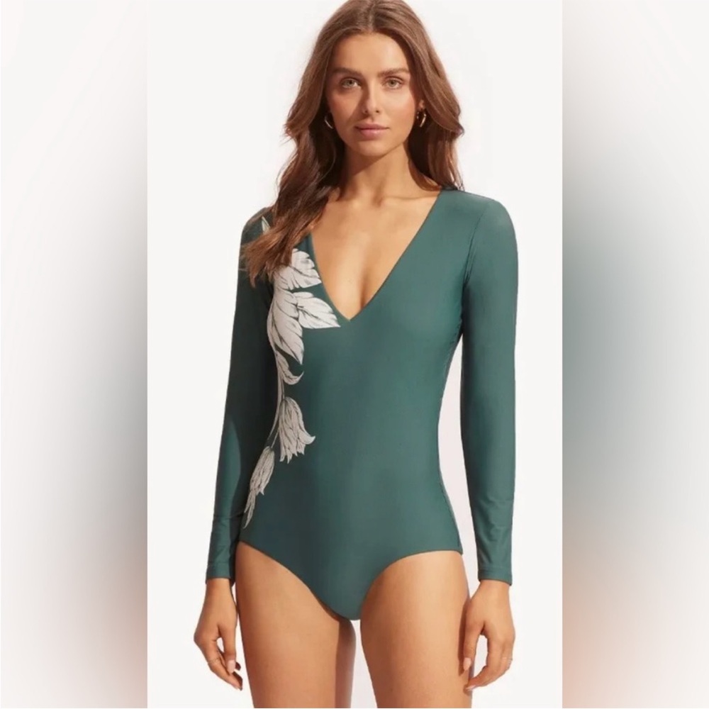 NWT Seafolly Fleur de Bloom Vneck Surf suit US4